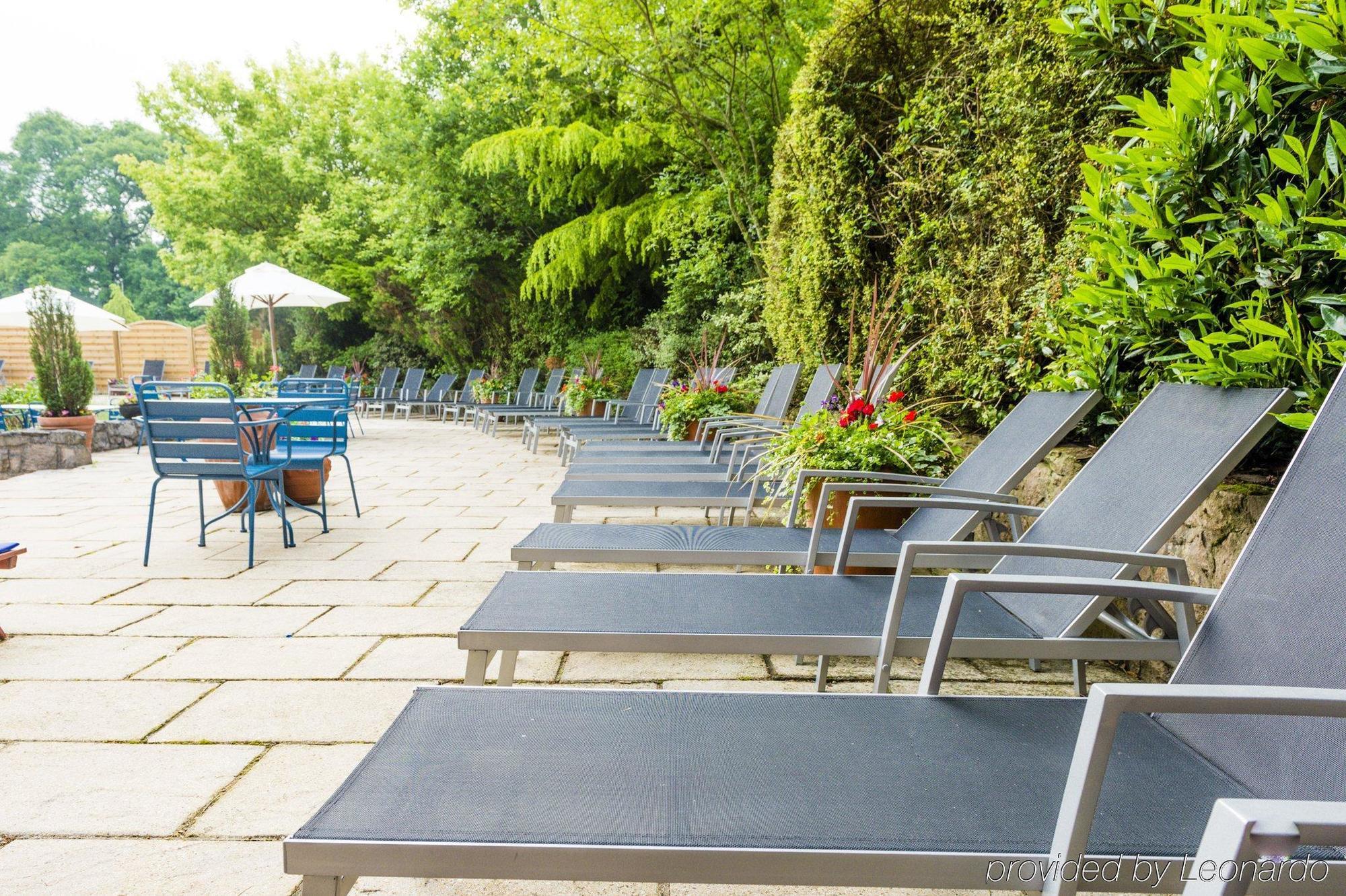 Parkway Hotel & Spa كمبران المظهر الخارجي الصورة