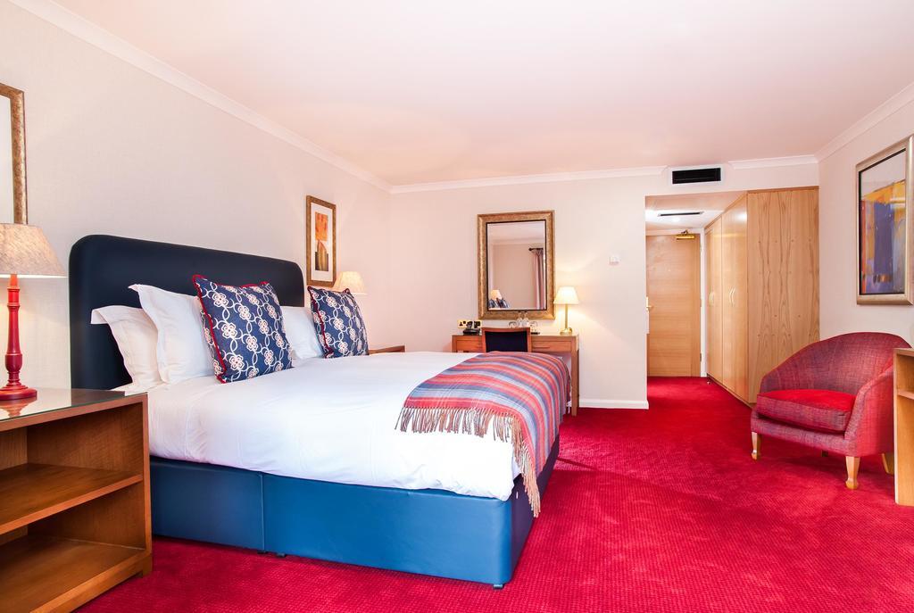 Parkway Hotel & Spa كمبران المظهر الخارجي الصورة