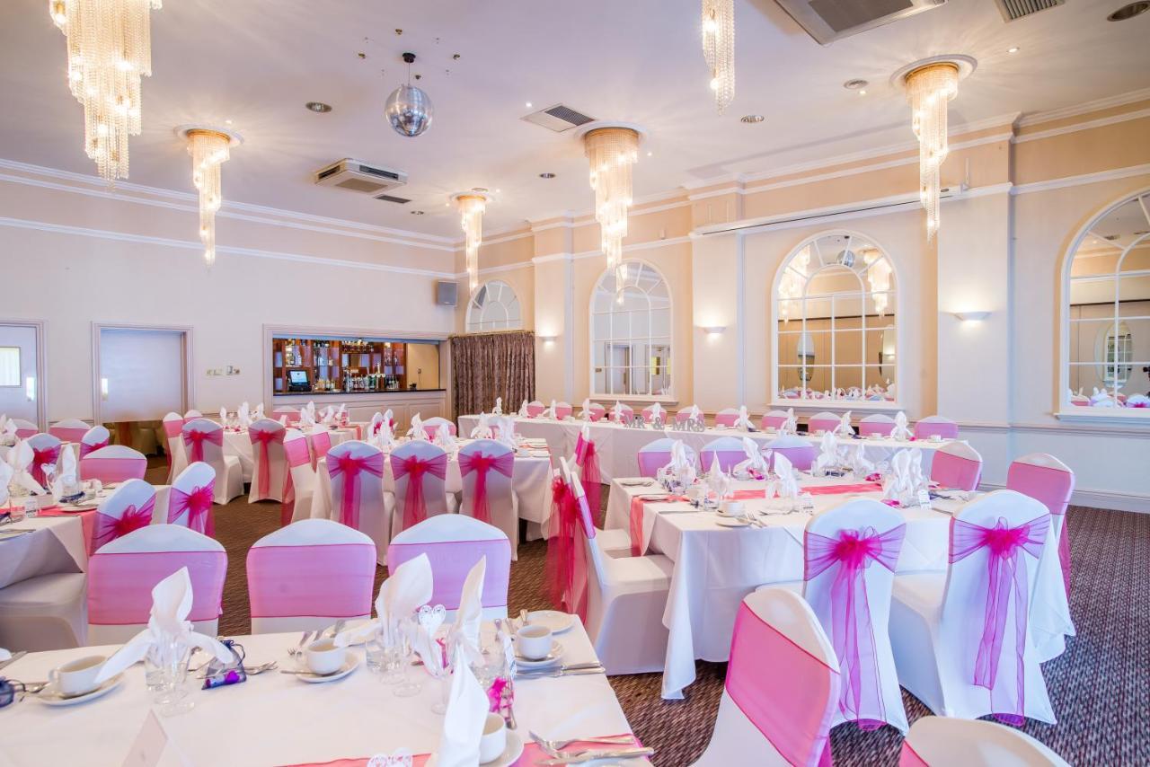 Parkway Hotel & Spa كمبران المظهر الخارجي الصورة
